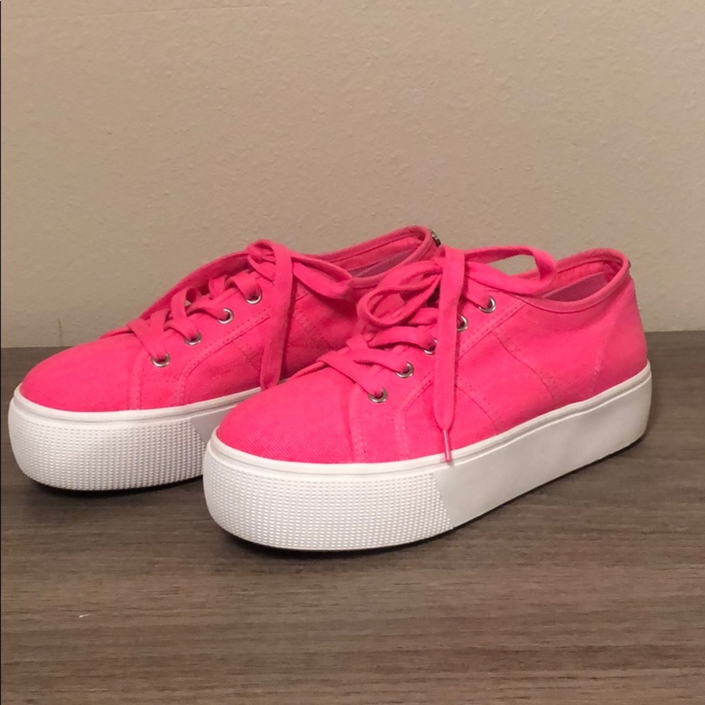 Steve Madden hot pink platform tennis shoes